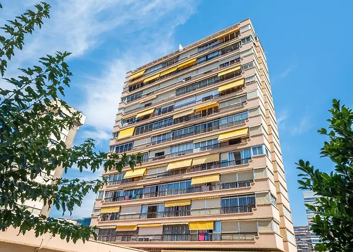 Karina 8-d Levante *